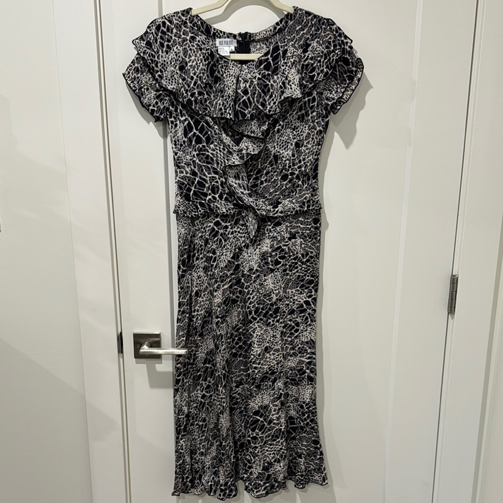 100% silk Elegant Black and White Patterned Dress